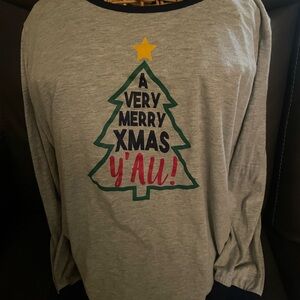 Merry Wear Women’s Gray Christmas Tree Graphic Pajama Top | Size Large